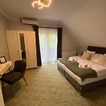Maison d'hôtes Aventurin House *** Révfülöp