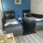 Πανσιόν Aventurin House *** Révfülöp