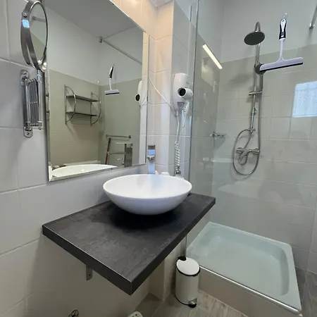 Aventurin House *** * Révfülöp