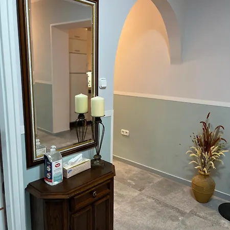 Aventurin House *** * Révfülöp