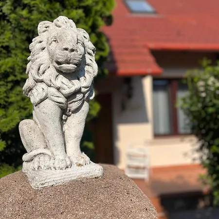 Aventurin House *** ゲストハウス