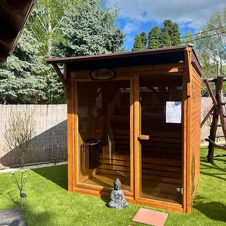 Aventurin House *** * Révfülöp