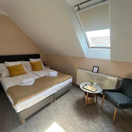 Гостевой дом Aventurin House *** *