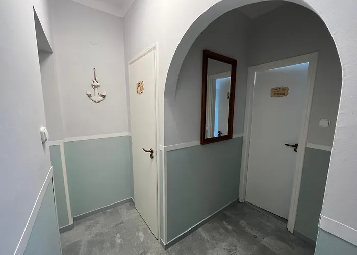 Aventurin House *** Vendégház