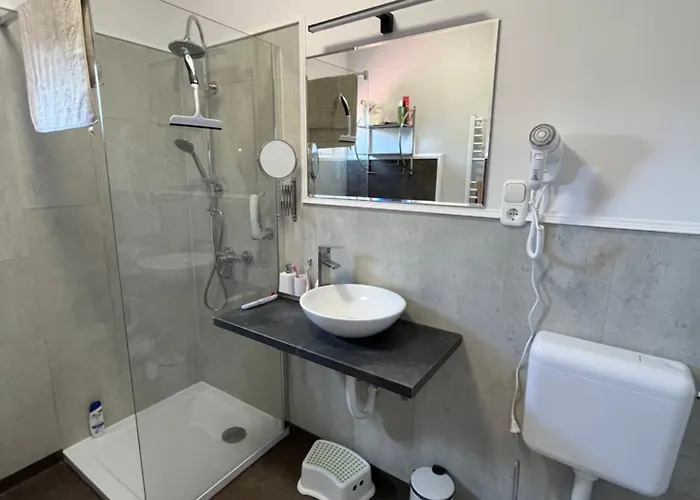 Aventurin House *** * Ревфюлёп