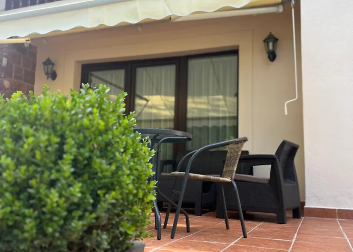 Aventurin House *** * Ревфюлёп