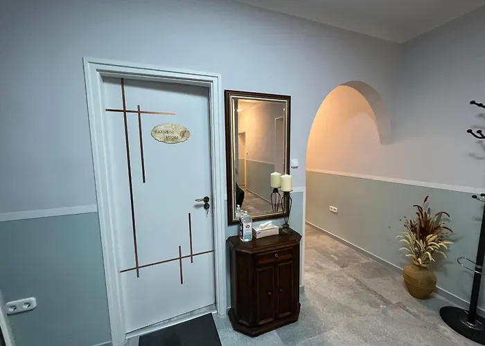 Гостевой дом Aventurin House *** *