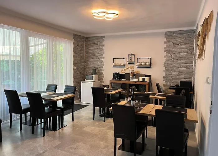 Aventurin House *** Révfülöp