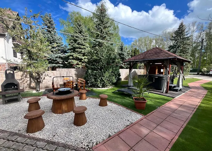 Aventurin House *** Гостевой дом Ревфюлёп